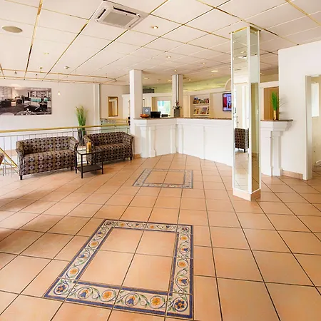 Achat Hotel 4*
